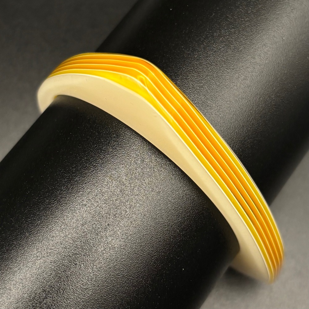 Vintage Bangle Laminated Yellow Layers Triangular Geometric Size 7.5